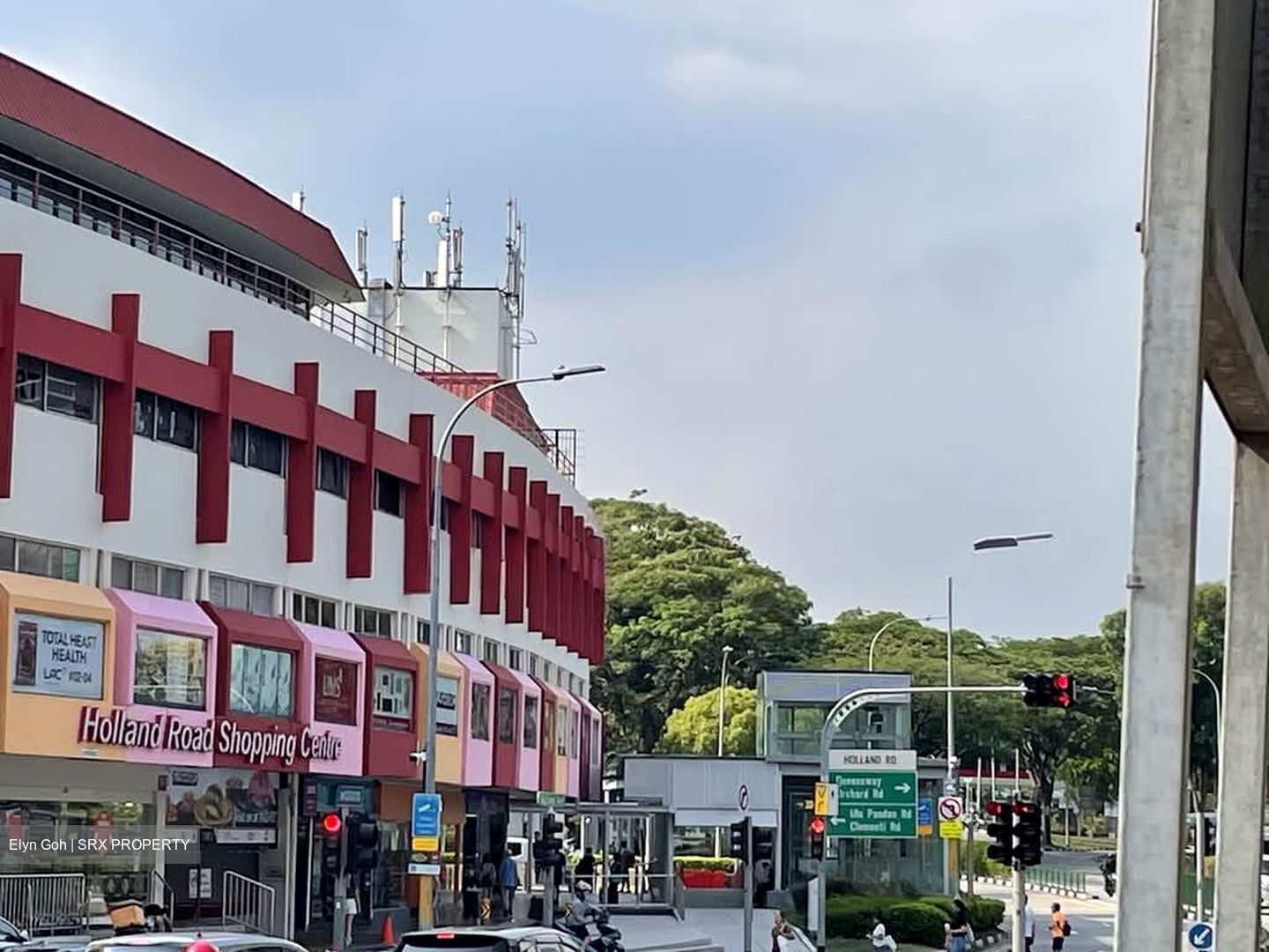 Holland Road Shopping Centre (D10), Retail #564738211